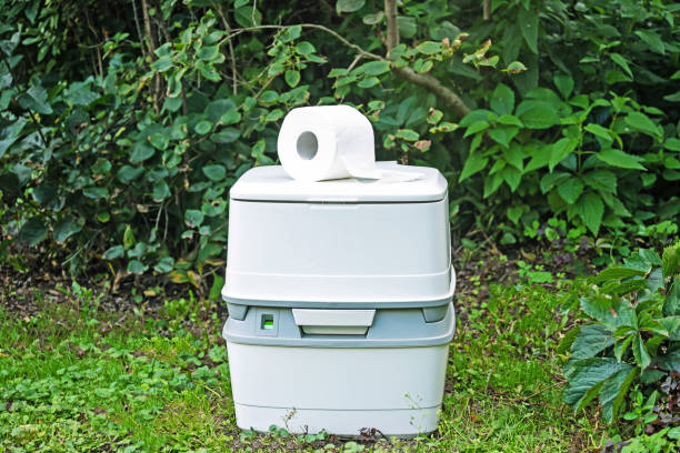 Portable Toilet Options We Offer in Grosse Pointe Woods, MI